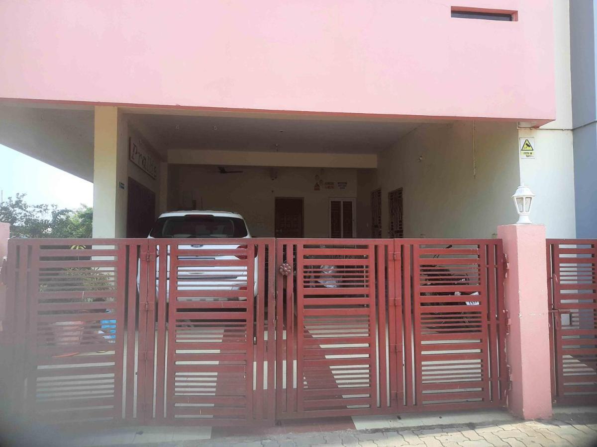 Sublime Homestay Bhubaneswar Exterior foto